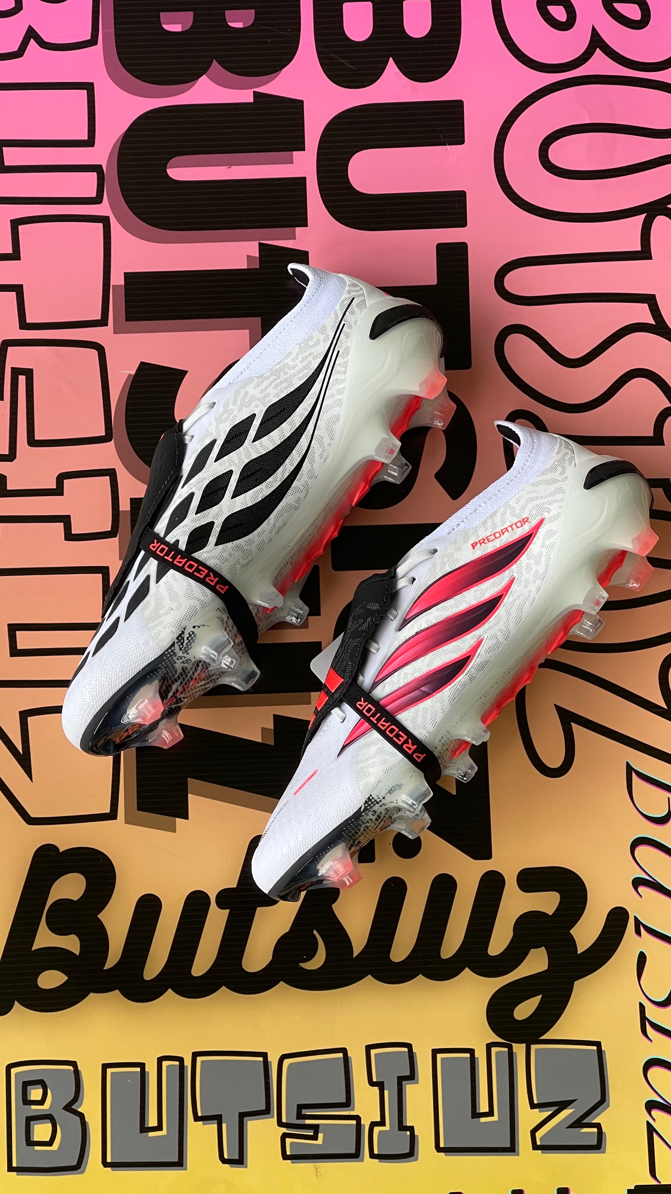 PREDATOR ELITE FOLD-OVER TONGUE FG