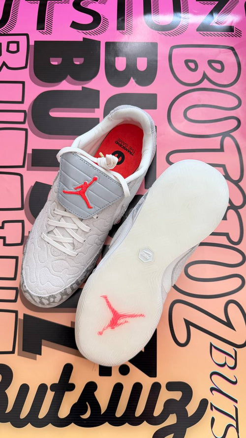 Jordan Tiempo Streetgato SE